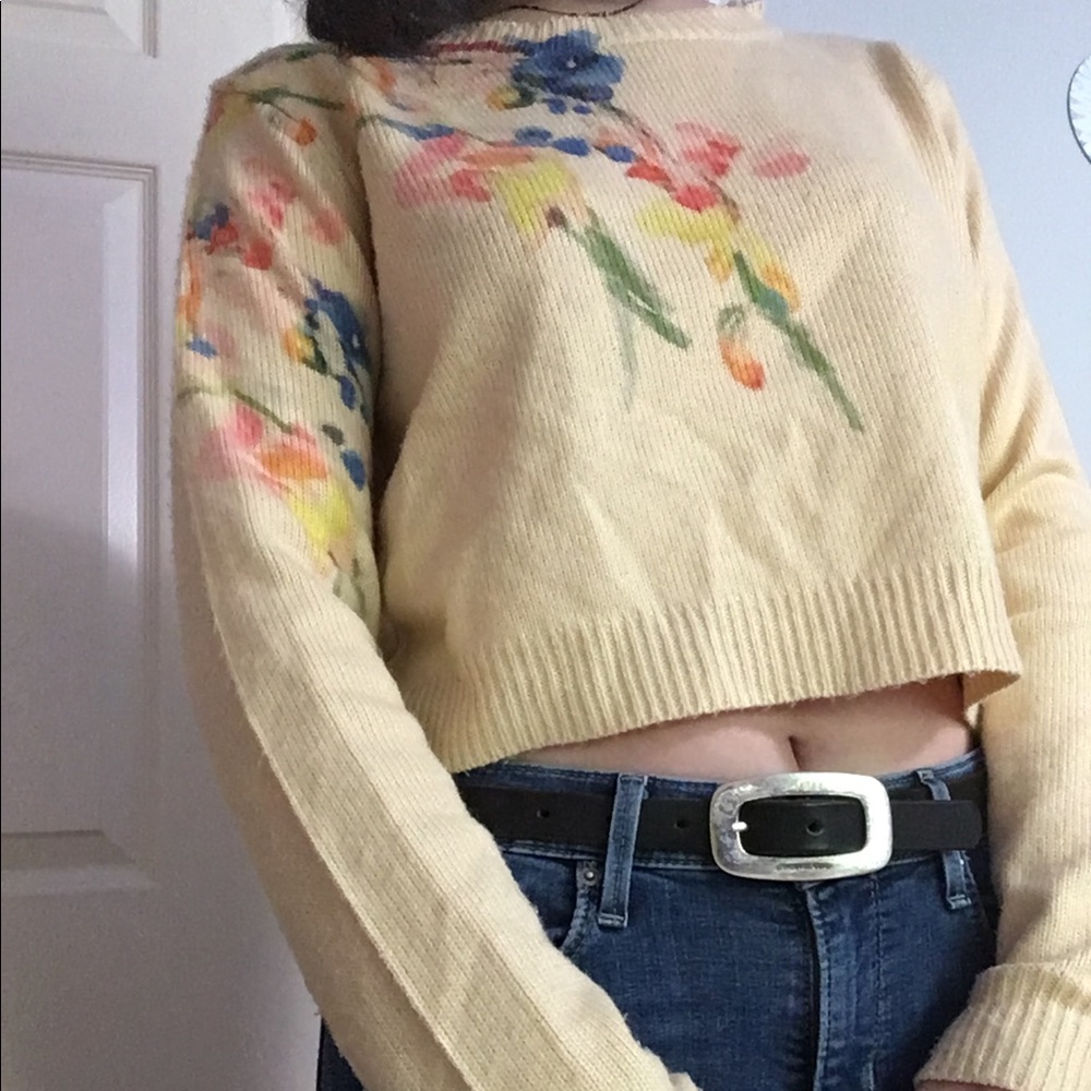 Cropped sweater
